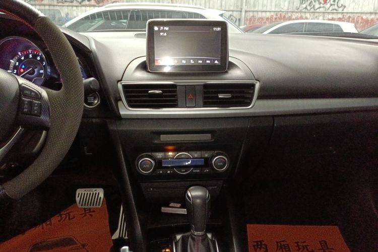 马自达3 昂克赛拉 2016款 三厢 2.0L 自动旗舰型局部细节16