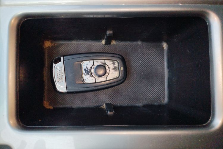 哈弗H6 2013款 运动版 1.5T 手动两驱精英型中控内饰7001