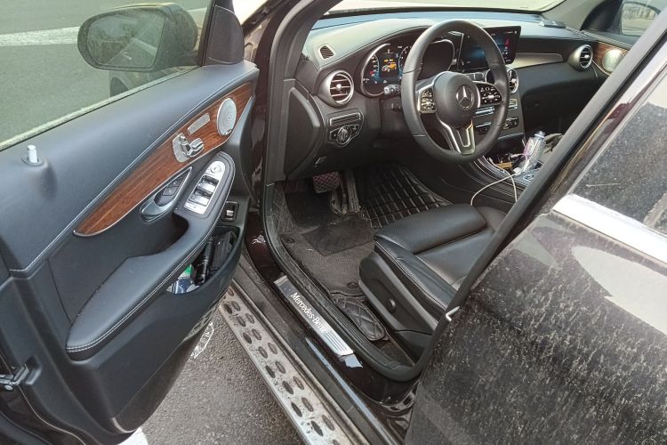 奔驰GLC 2021款 GLC 300 L 4MATIC 动感型中控内饰20