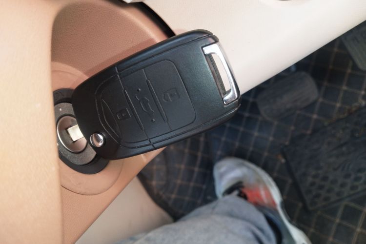 五菱汽车 宏光MINIEV 2024款 第三代 215km 青春版中控内饰11