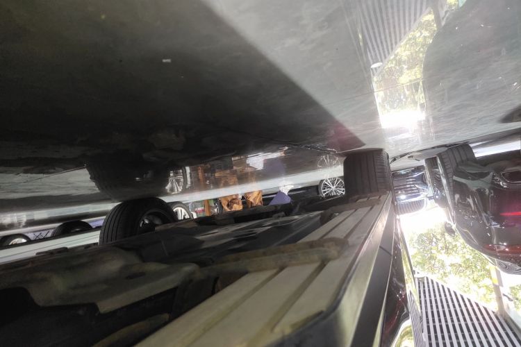 雷克萨斯RX 2021款 300 四驱F SPORT局部细节9002