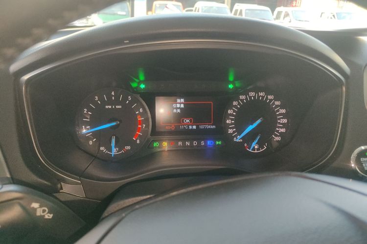 福特 蒙迪欧 2020款 EcoBoost 180 时尚型局部细节14