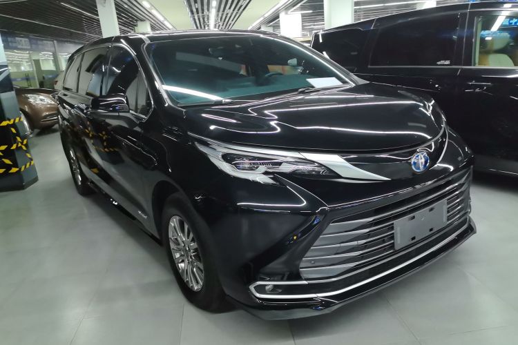 丰田 赛那SIENNA 2021款 2.5L混动 尊贵版车身外观6002
