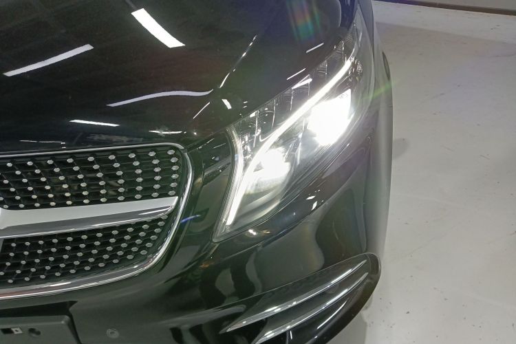 奔驰V级 2022款 V 260 L 长轴距豪华版局部细节36