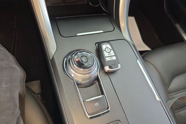 福特 蒙迪欧 2017款 EcoBoost 180 至尊型局部细节18