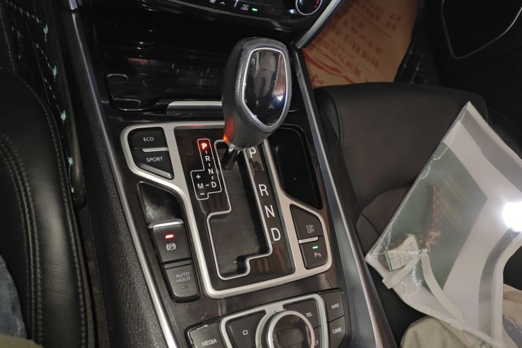 吉利汽车 博瑞 2015款 1.8T 旗舰型中控内饰18