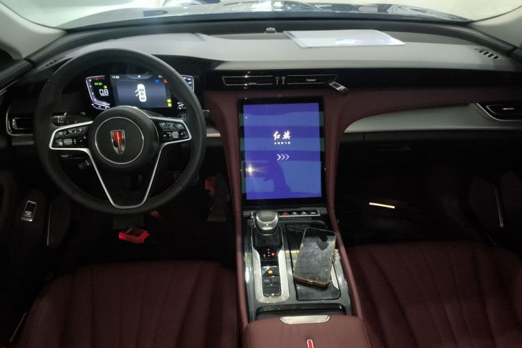 红旗H5 2024款 1.5T DCT智联旗韵版中控内饰12