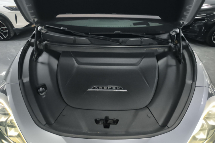 ARCFOX极狐 极狐 阿尔法T(ARCFOX αT) 2022款 653S+ 160kW机舱底盘24