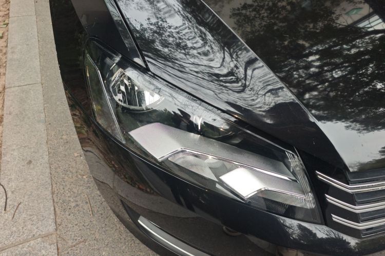 大众 帕萨特 2015款 1.8TSI DSG尊荣版车身外观8