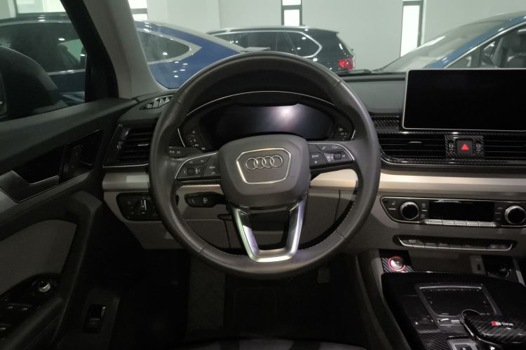 奥迪Q5L 2018款 40 TFSI 荣享时尚型 国V中控内饰13