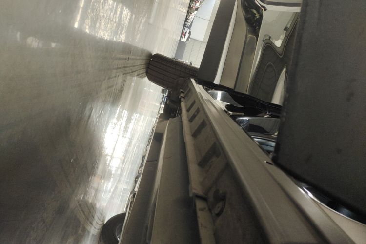 丰田 威兰达 2020款 2.0L CVT两驱豪华版局部细节9001