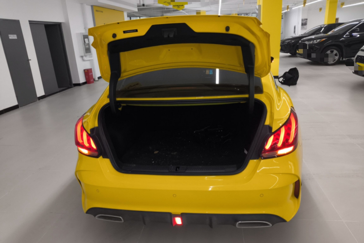 名爵 MG5 2021款 180DVVT 手动青春豪华版机舱底盘23