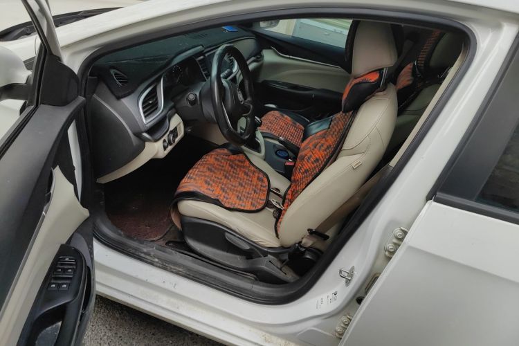 别克 英朗 2019款 15T 手动精英型 国VI中控内饰7003