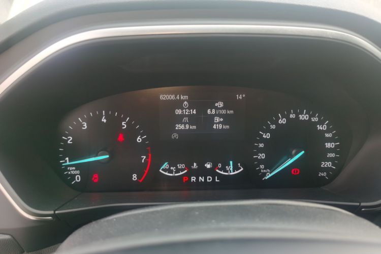 福特 福克斯 2020款 三厢 EcoBoost 180 自动锋潮型中控内饰14