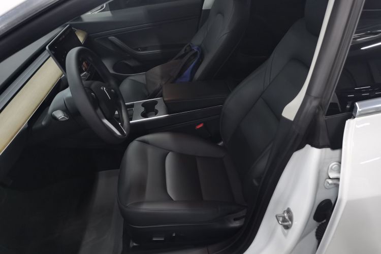特斯拉 Model 3 2020款 改款 标准续航后驱升级版中控内饰19