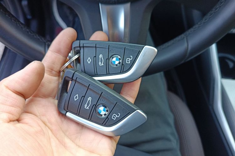 宝马3系 2021款 325Li M运动曜夜套装中控内饰7001