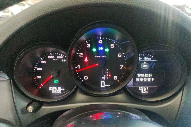 保时捷 2017款  Macan 2.0T中控内饰14