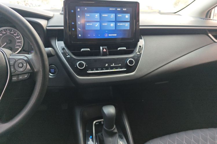 丰田 亚洲狮 2021款 2.0L 豪华版中控内饰16