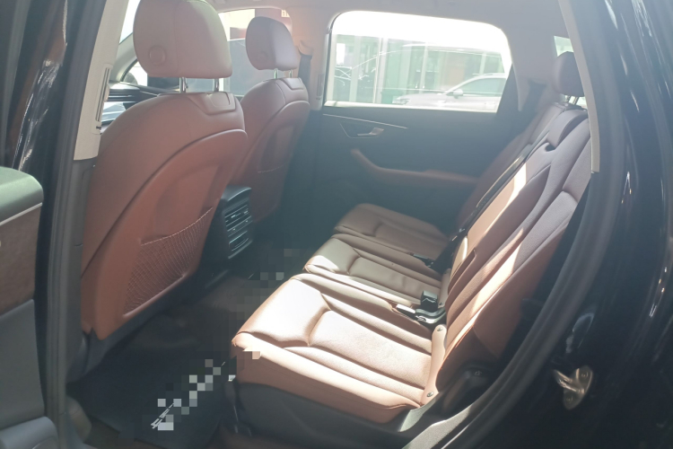 奥迪Q7 2023款 45 TFSI quattro S line运动型中控内饰7004