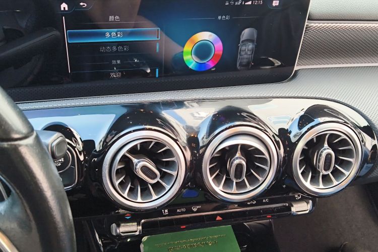 奔驰A级 2020款 A 200 L局部细节16