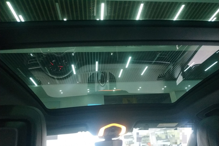 保时捷 2020款 Macan 2.0T中控内饰22