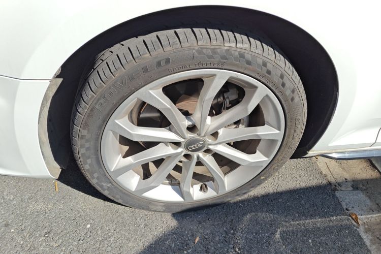 奥迪A4L 2019款 40 TFSI 时尚型 国V车身外观6007