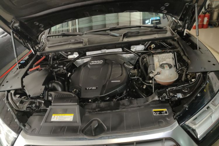 奥迪Q5L 2018款 45 TFSI 尊享时尚型 国VI局部细节24