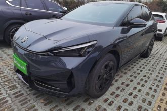 大众 ID.UNYX 与众 2024款 Pro 长续航版