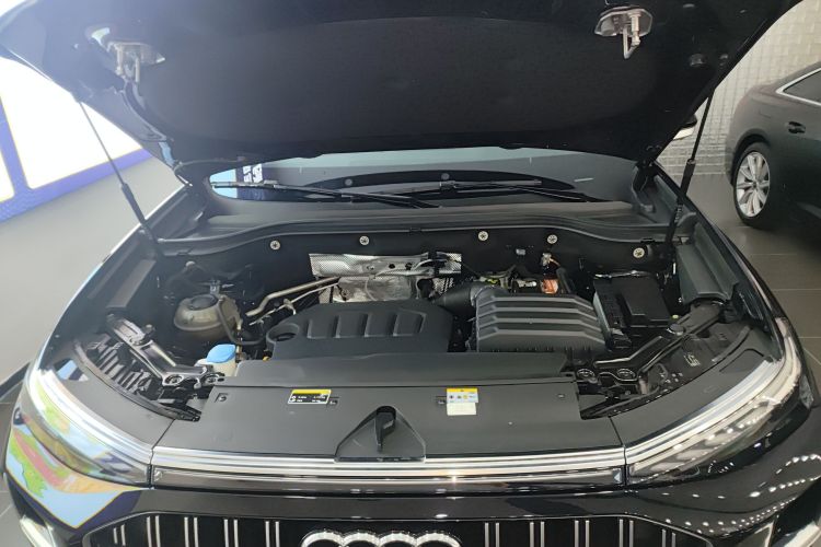 奥迪Q6 2024款 45 TFSI quattro 齐云型 羽林套装 7座局部细节24