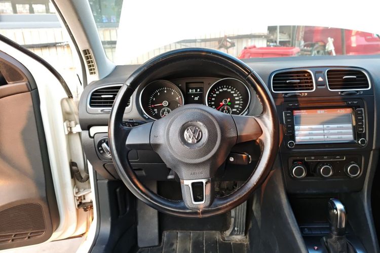 大众 高尔夫 2012款 1.6 自动舒适型中控内饰13