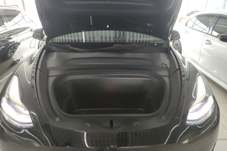 特斯拉 Model Y 2021款 标准续航后驱版局部细节24