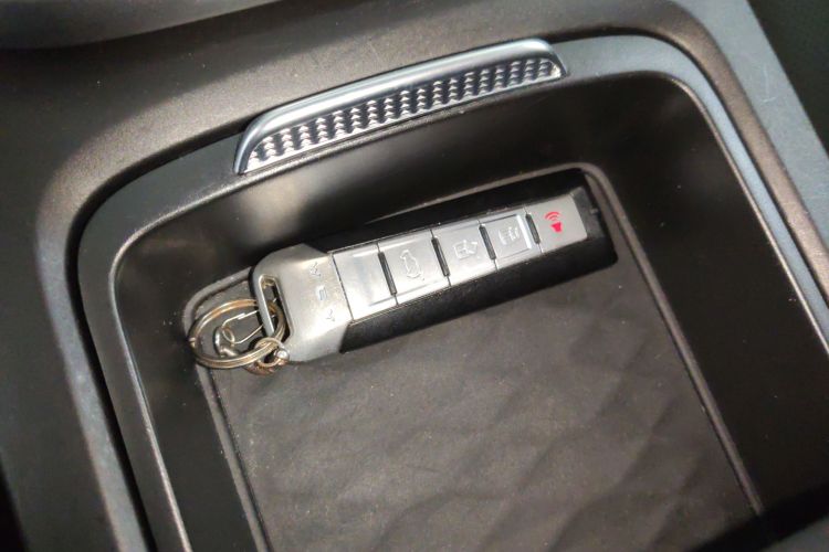 坦克300 2021款 越野版 2.0T 征服者中控内饰11