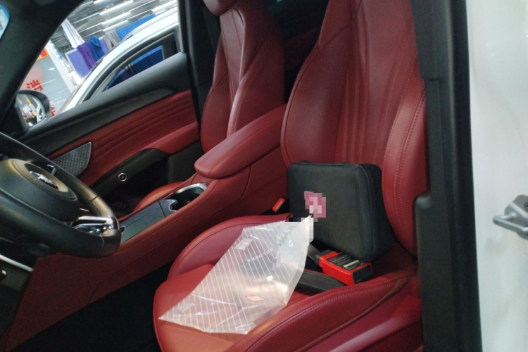 玛莎拉蒂 Grecale格雷嘉 2023款 2.0T GT中控内饰19