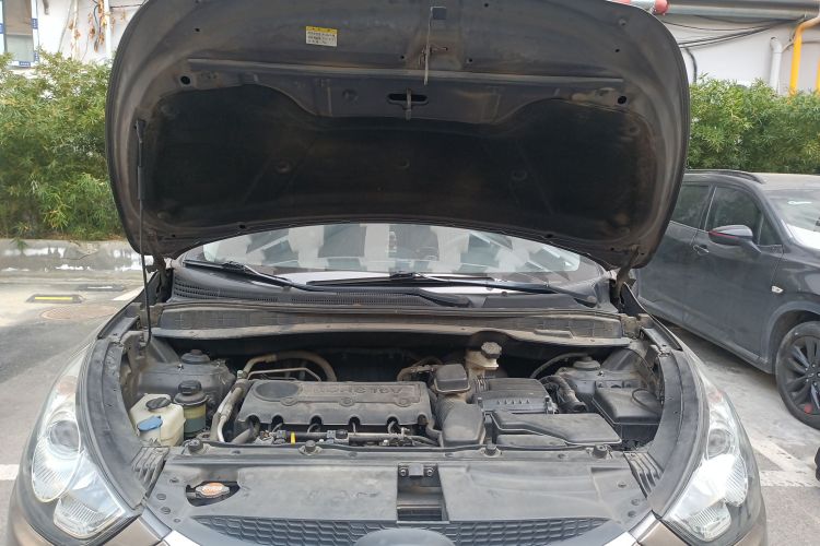 北京现代ix35 2010款 2.0L 自动四驱尊贵版GLS局部细节24