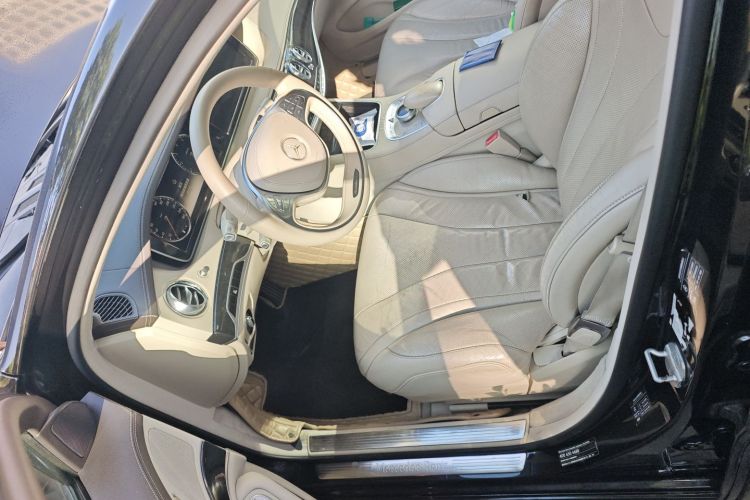 奔驰S级 2014款 S 400 L 尊贵型局部细节19