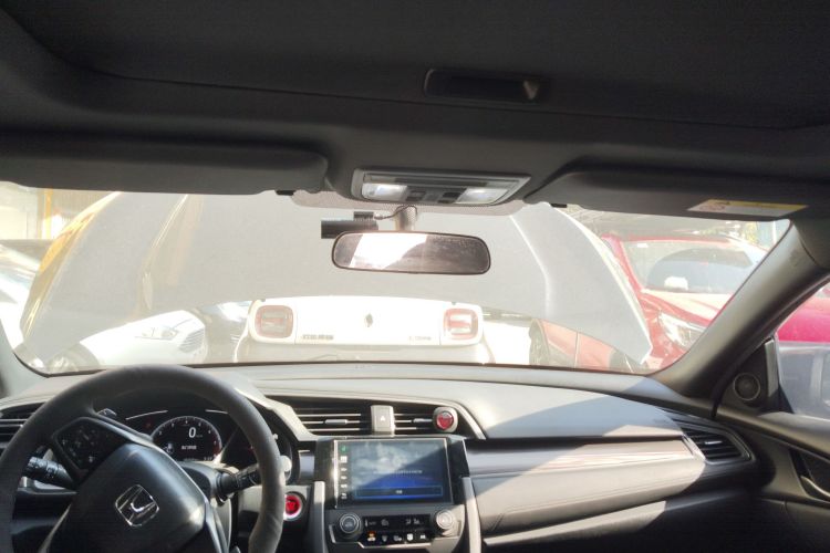 本田 思域 2021款 HATCHBACK 220TURBO CVT潮酷控局部细节22