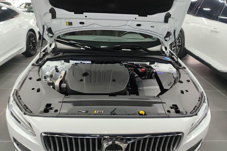 沃尔沃S90 2025款 B5 智逸豪华版局部细节24