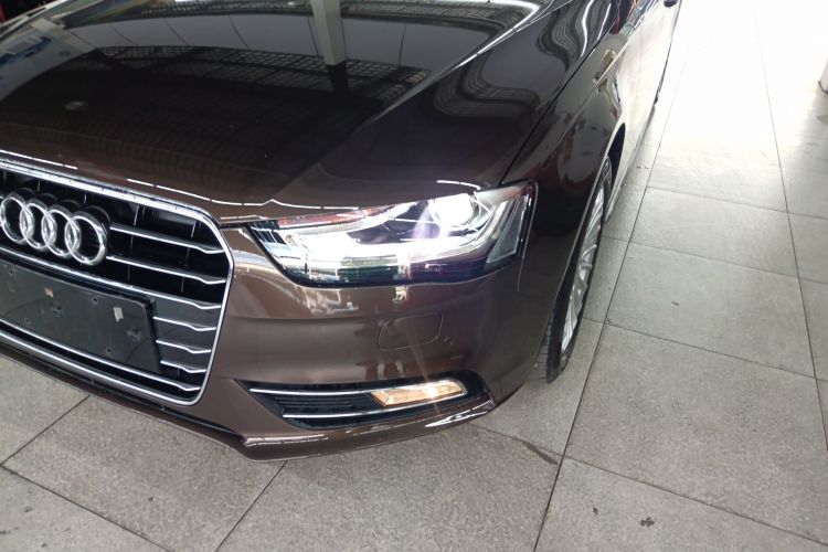 奥迪A4L 2016款 35 TFSI 典藏版 自动标准型局部细节36