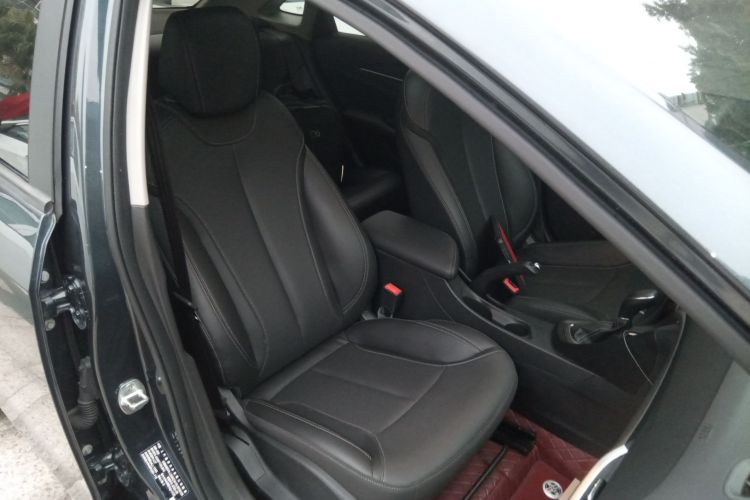 别克 英朗 2021款 1.3T 自动轻混动精英型局部细节41