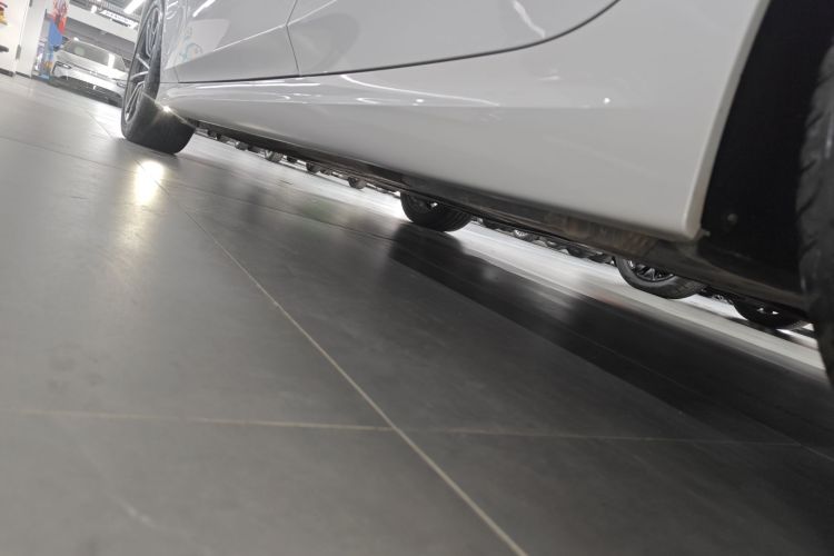 宝马3系 2021款 改款 325Li M运动套装局部细节9002