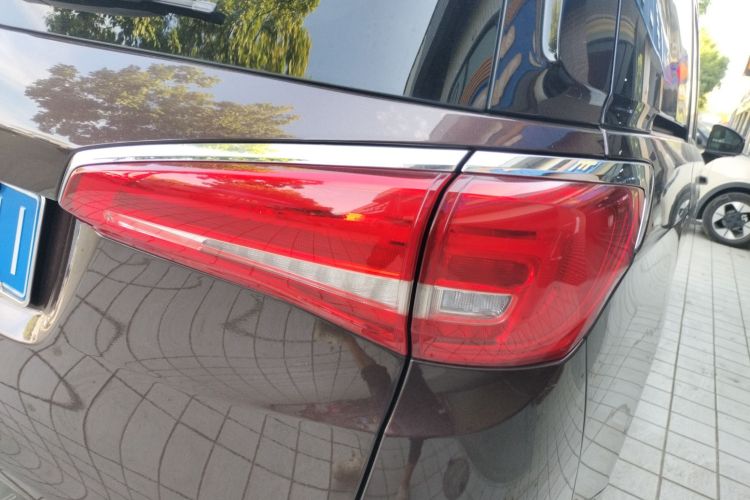 别克GL8 2017款 ES 28T 舒适型 国V车身外观6006