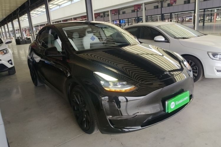 特斯拉 Model Y 2021款 长续航全轮驱动版 3D7车身外观6002