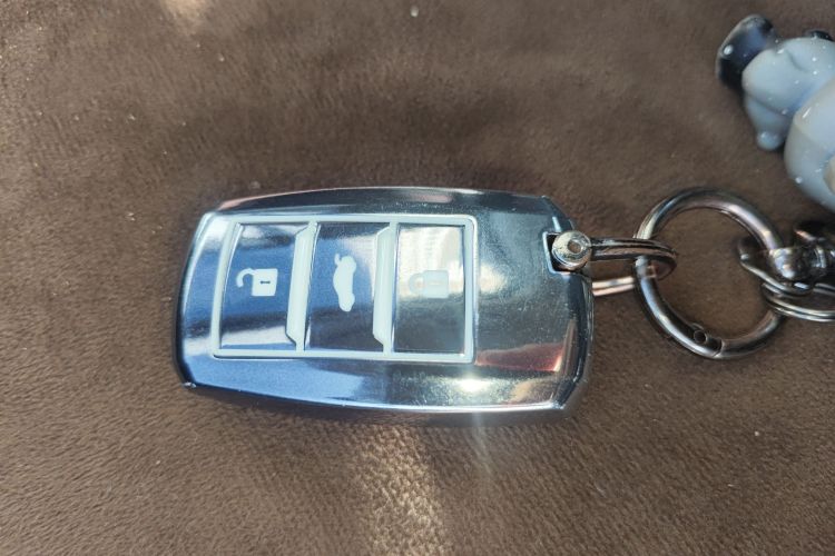 长安CS75新能源 2018款 1.5T PHEV进取型中控内饰7001