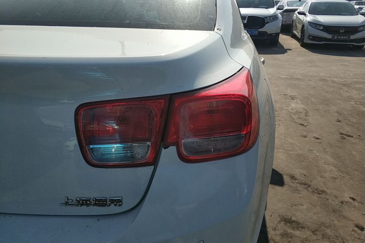 雪佛兰 迈锐宝 2013款 2.4L 自动豪华版车身外观9