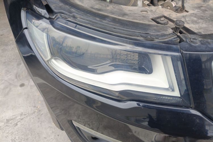 Jeep 指南者 2017款 200T 自动舒享版车身外观8