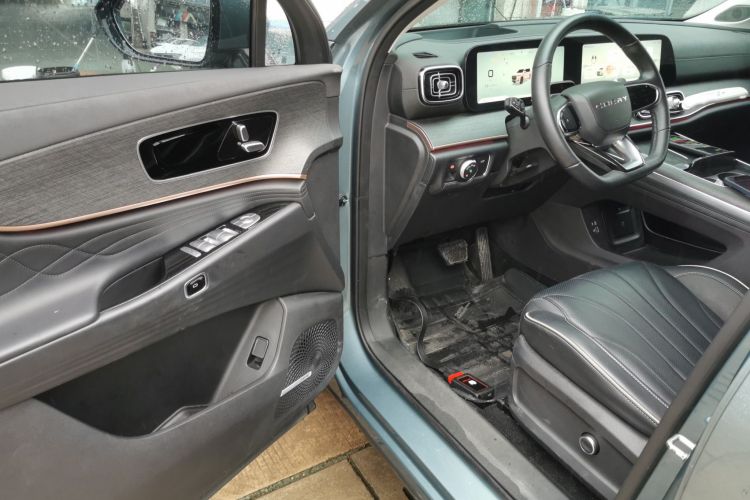 奇瑞 瑞虎9 2023款 2.0T 双离合两驱尊贵版 5座中控内饰20