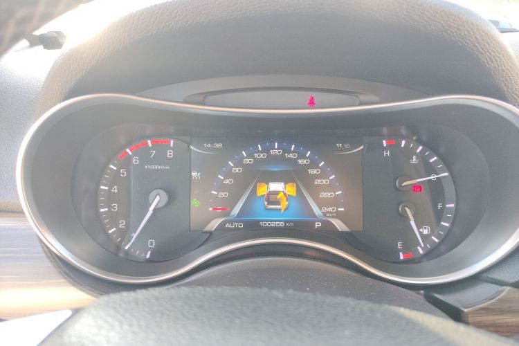 哈弗H9 2017款 2.0T 汽油四驱尊享型 5座中控内饰14