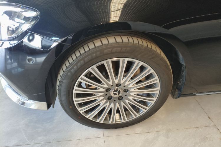 奔驰E级 2023款 改款 E 260 L车身外观6007