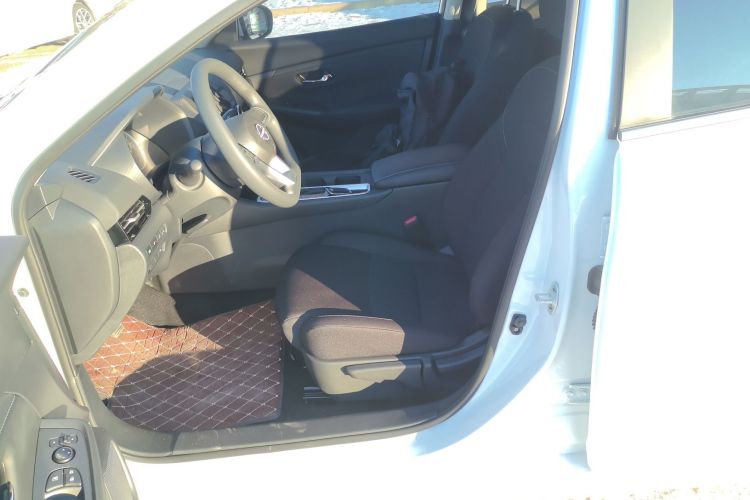 日产 轩逸 2026款 1.6L CVT省心版中控内饰19