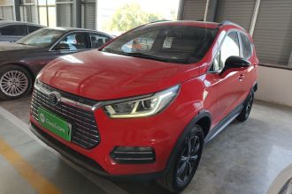 比亚迪 元新能源 2018款 EV360 智联炫酷型